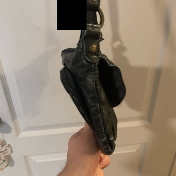 Navy soft faux leather crossbody purse bag - Picture 3 of 9